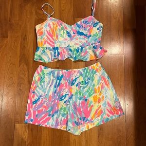Lilly Pulitzer size 6 Set Crop Top with & Shorts
